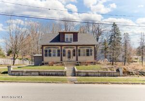 36 Sloane Avenue Amsterdam, NY 12010