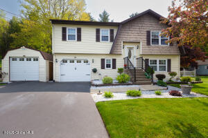 282 Schodack Drive Castleton, NY 12033