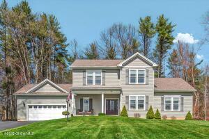 10 Ashleigh Lane Saratoga Springs, NY 12866