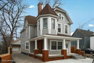 701 Vale Place Schenectady, NY 12308
