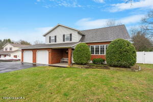 7 Smith Lane Voorheesville, NY 12186