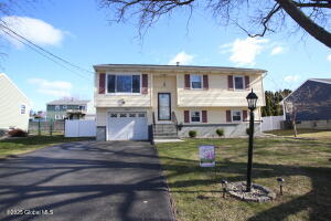 11 East Ford Drive Latham, NY 12110