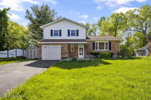 71 Fairlawn Drive Latham, NY 12110