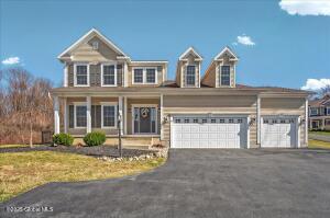 46 Walden Circle Saratoga, NY 12866