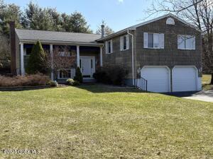 623 Midline Road Amsterdam, NY 12010