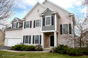 20 Fort Vaux Lane Watervliet, NY 12189