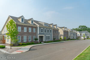 65 Cambridge Way Latham, NY 12110