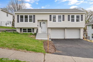 29 Wolfert Avenue Menands, NY 12204