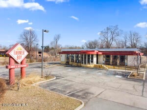 1975 Central Avenue Albany, NY 12205