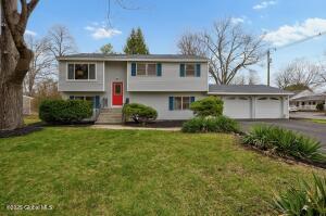 2 Frederick Drive Saratoga Springs, NY 12866