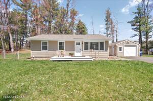 213 Elm Avenue Selkirk, NY 12158
