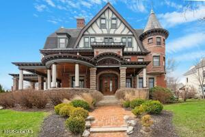 56 Union Avenue Saratoga Springs, NY 12866