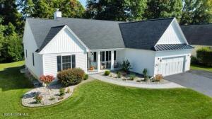 15 Highview Way Mechanicville, NY 12118