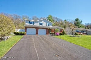 23 Concord Drive Niskayuna, NY 12309