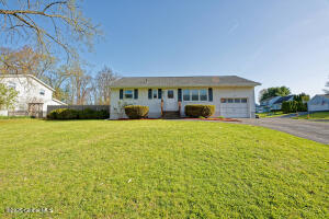 7 Red Coach Drive Glenville, NY 12302