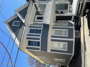 18 Ingersoll Avenue Schenectady, NY 12305
