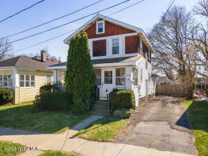 32 Dartmouth Street Albany, NY 12209