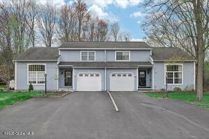50 Glenbrook Court Clifton Park, NY 12065