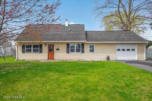 1129 Outer Drive Schenectady, NY 12303