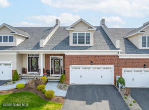 84 Cambridge Way Newtonville, NY 12110