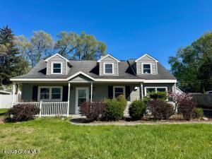 1020 Inner Drive Schenectady, NY 12303