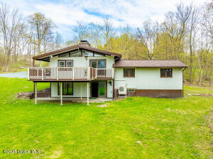 33 Anna Lane Sand Lake, NY 12153