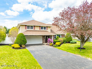 320 Dolan Drive Schenectady, NY 12306