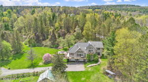 77 Cass Hill Road Voorheesville, NY 12186