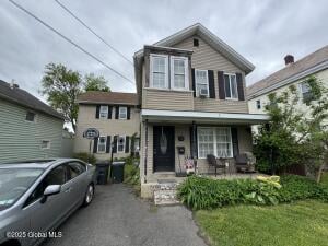 20 7th Street Waterford, NY 12188