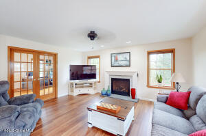16 Van Voast Lane Glenville, NY 12302