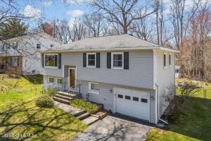 67 Fairlawn Drive Latham, NY 12110