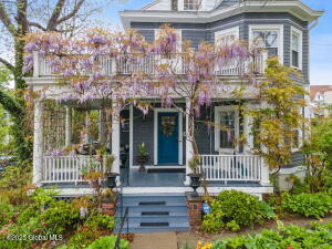 109 S Lake Avenue Albany, NY 12208