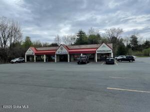 272 Saratoga Road Glenville, NY 12302