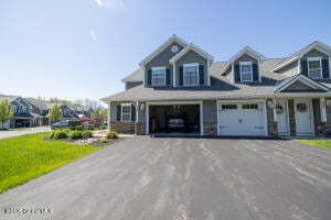 117 Paddock Circle Schenectady, NY 12306