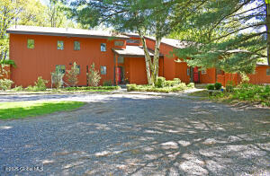 2 The Crossways Troy, NY 12180