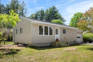 35 Feeder Dam Road Moreau, NY 12803