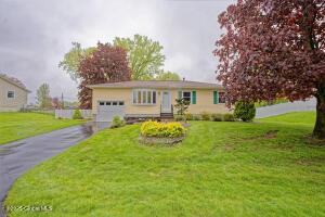 20 Lori Lane Latham, NY 12110