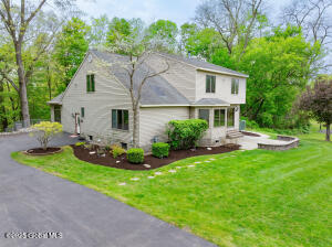 44 Couse Lane Slingerlands, NY 12159