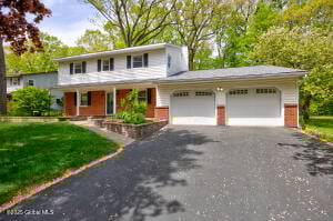 43 Brookline Drive Clifton Park, NY 12065