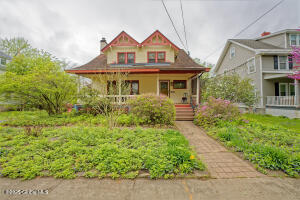 24 Ray Street Niskayuna, NY 12309