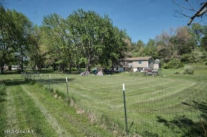 2226 County Rte 27 Claverack, NY 12534