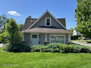 288 Church Street Saratoga Springs, NY 12866