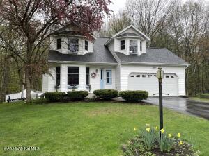 24 Fairmount Drive Saratoga, NY 12831