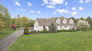 10 James Lane Kinderhook, NY 12106