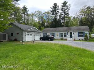 550 New Vermont Road Bolton Landing, NY 12814