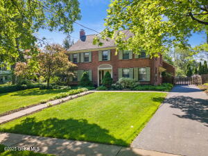 1435 Lowell Road Schenectady, NY 12308