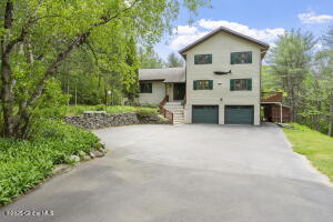 6175 Hawes Road Altamont, NY 12009