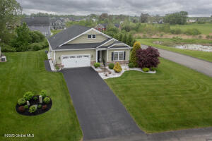 2 Julia Circle Mechanicville, NY 12118