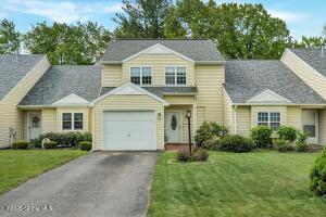 1127 Spearhead Drive Glenville, NY 12302