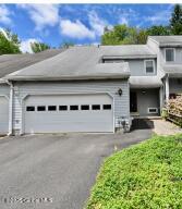 32 Mohawk Trail Clifton Park, NY 12065